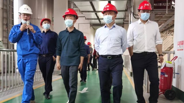 常德市市委党校一行莅临杏彩体育网
湖南生产基地视察工作